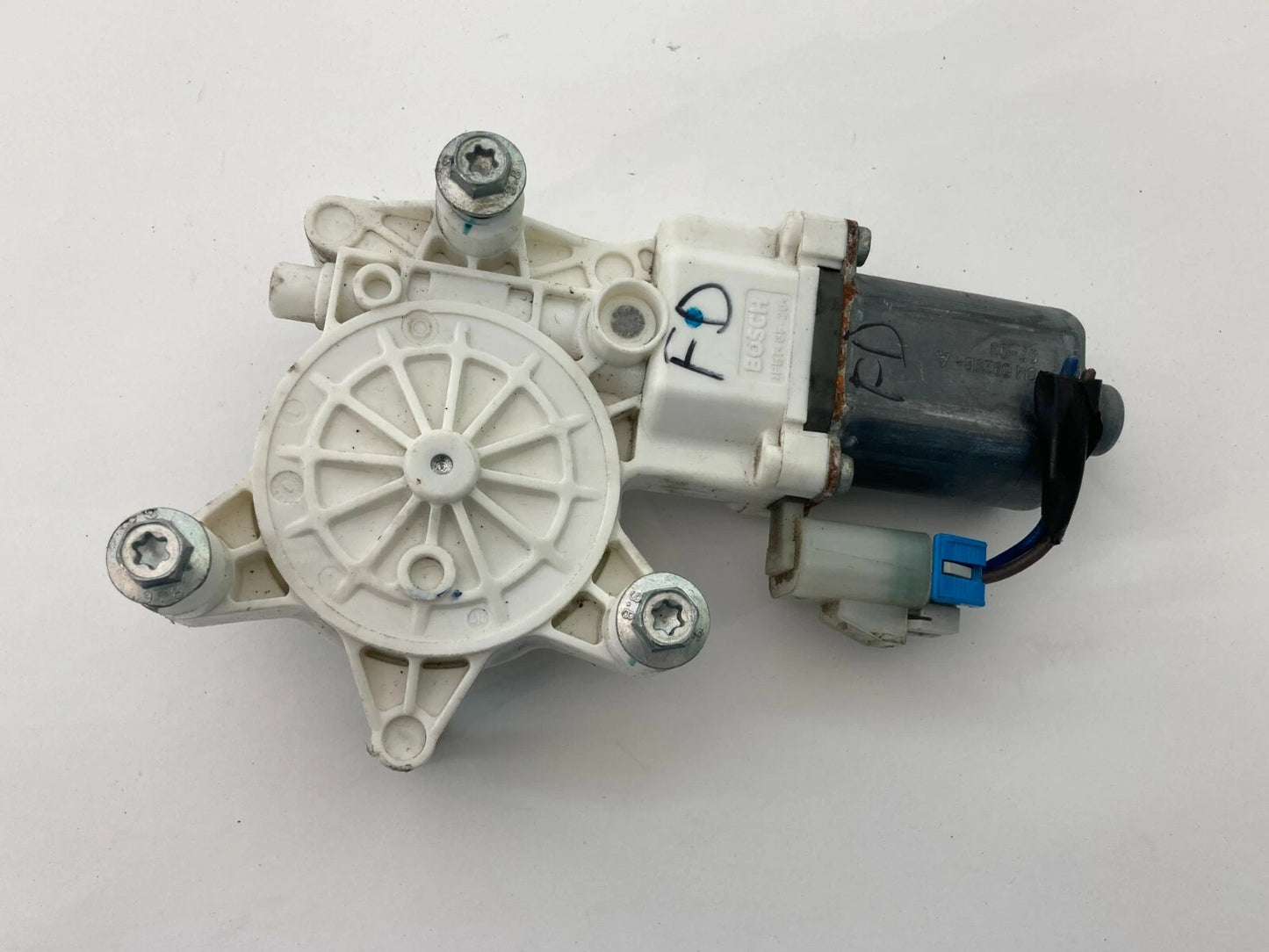 2006-2013 CHEVROLET IMPALA FRONT LEFT DRIVER SIDE WINDOW MOTOR FR LH 0130822260