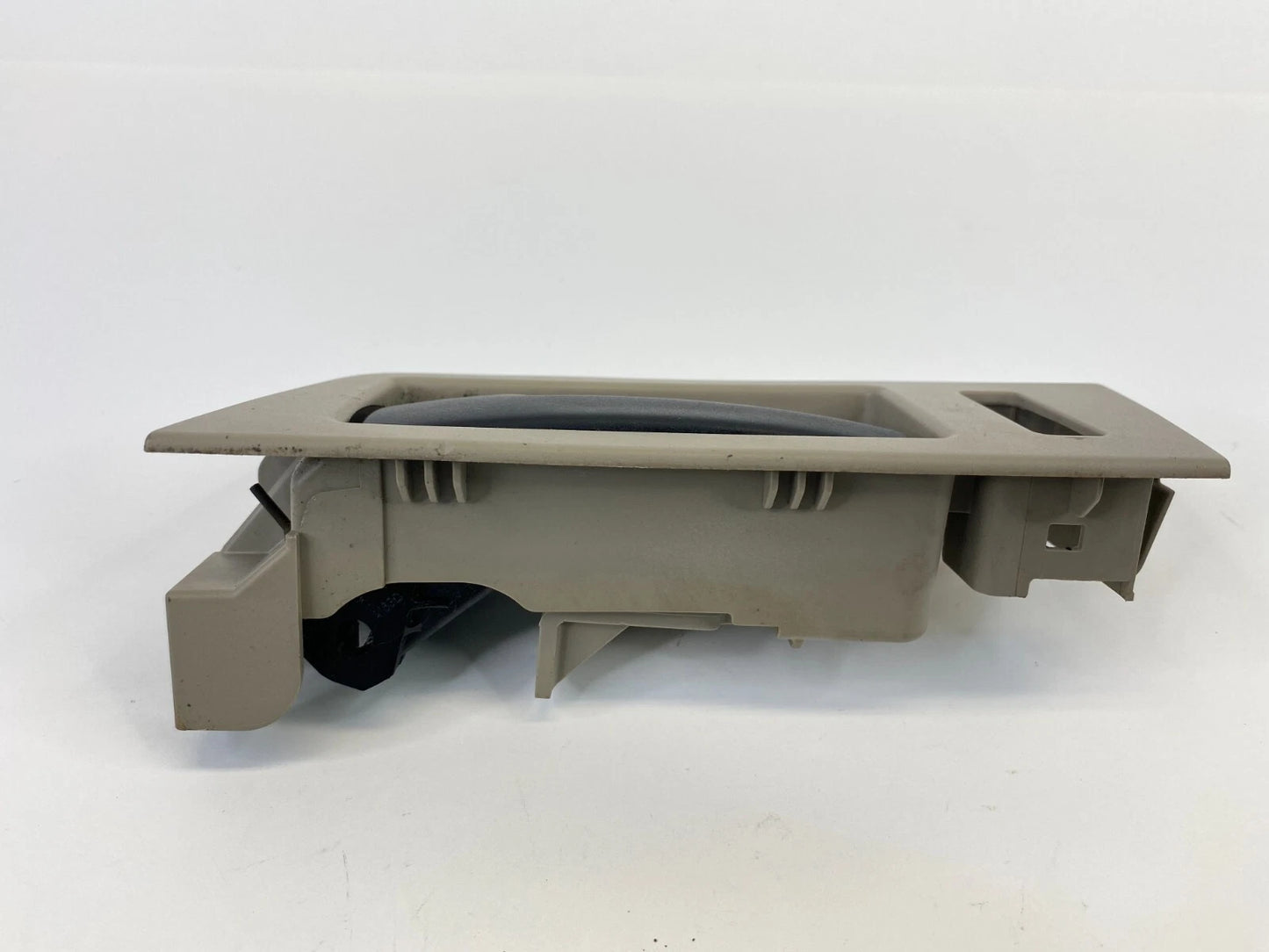 2008-2012 FORD ESCAPE FRONT LEFT DRIVER SIDE INNER DOOR HANDLE 8L84-7822601-A