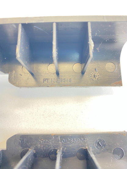 01 02 03 04 05 Chevrolet Chevy Monte Carlo Seat Belt Cover Bezel Trim 10318548