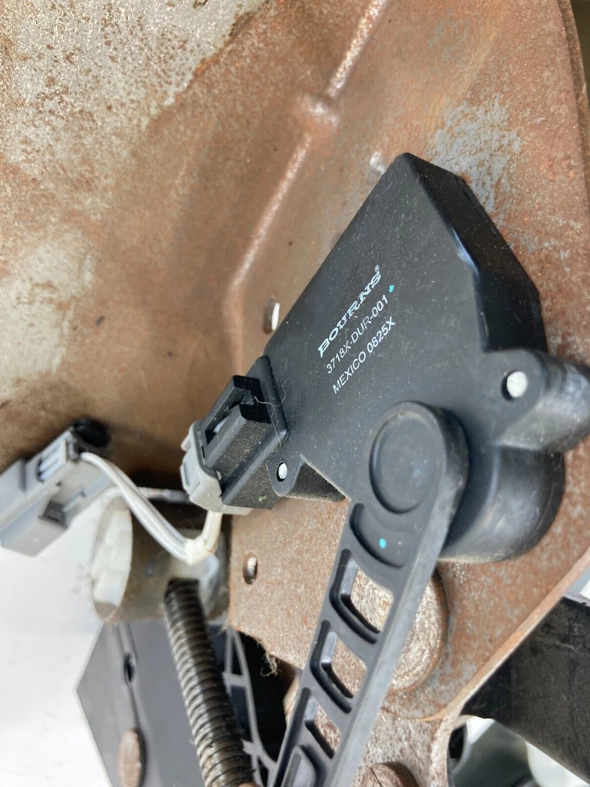 2008 2009 CHRYSLER TOWN & COUNTRY A/T BRAKE STOP FOOT PEDAL ASSEMBLY 04721923AD