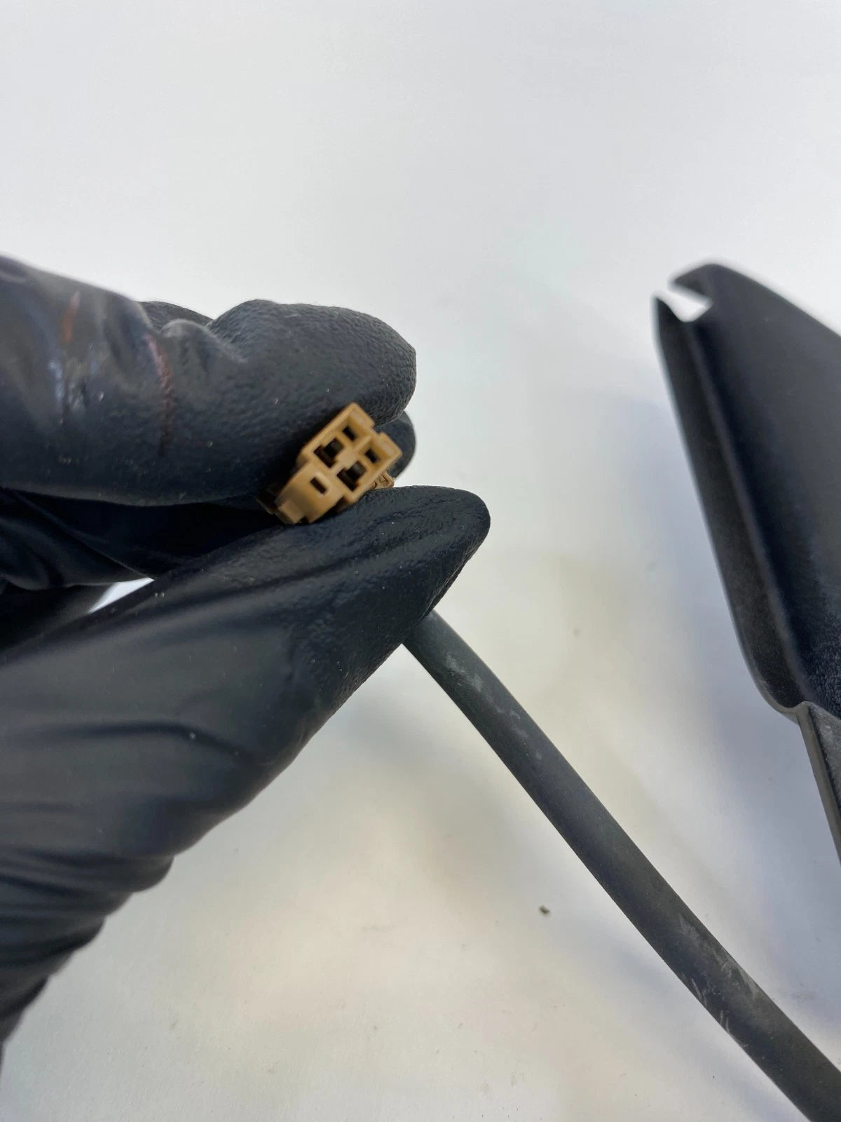 09-13 Infiniti G37 Sedan Front Right Door Tweeter Corner Cover Trim 28148-JK10A