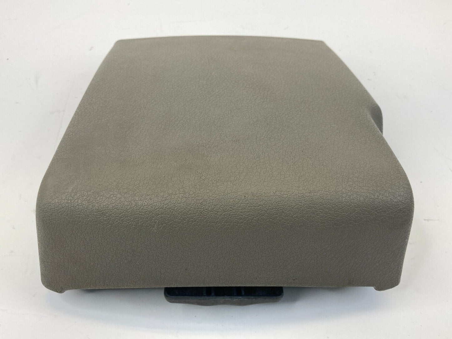 2005 2006 2007 Jeep Grand Cherokee Center Console Armrest Lid Arm Rest OEM