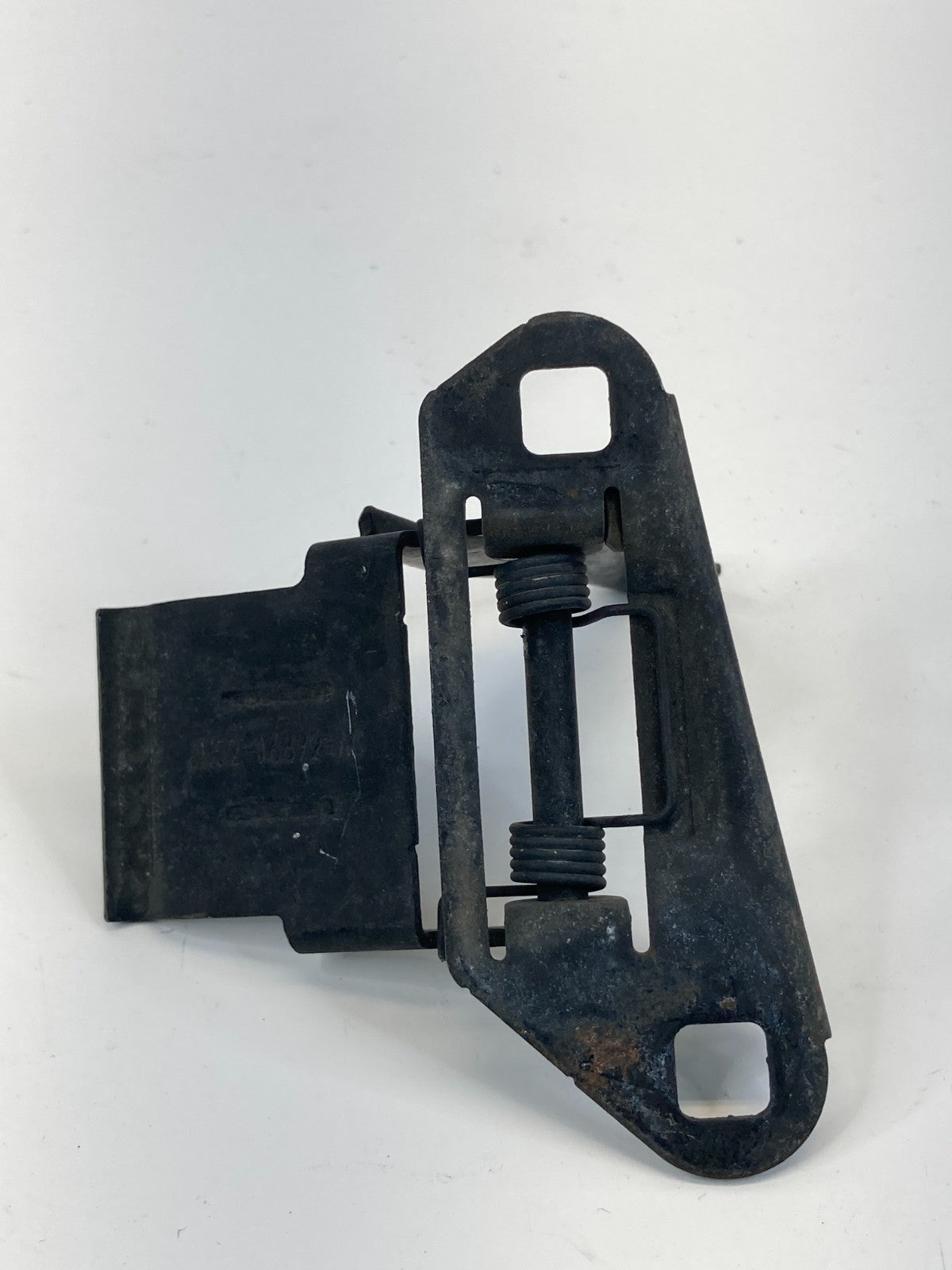 2008-2012 Land Rover LR2 Front Hood Bonnet Lock Latch Safety 6H52-16892-AC OEM