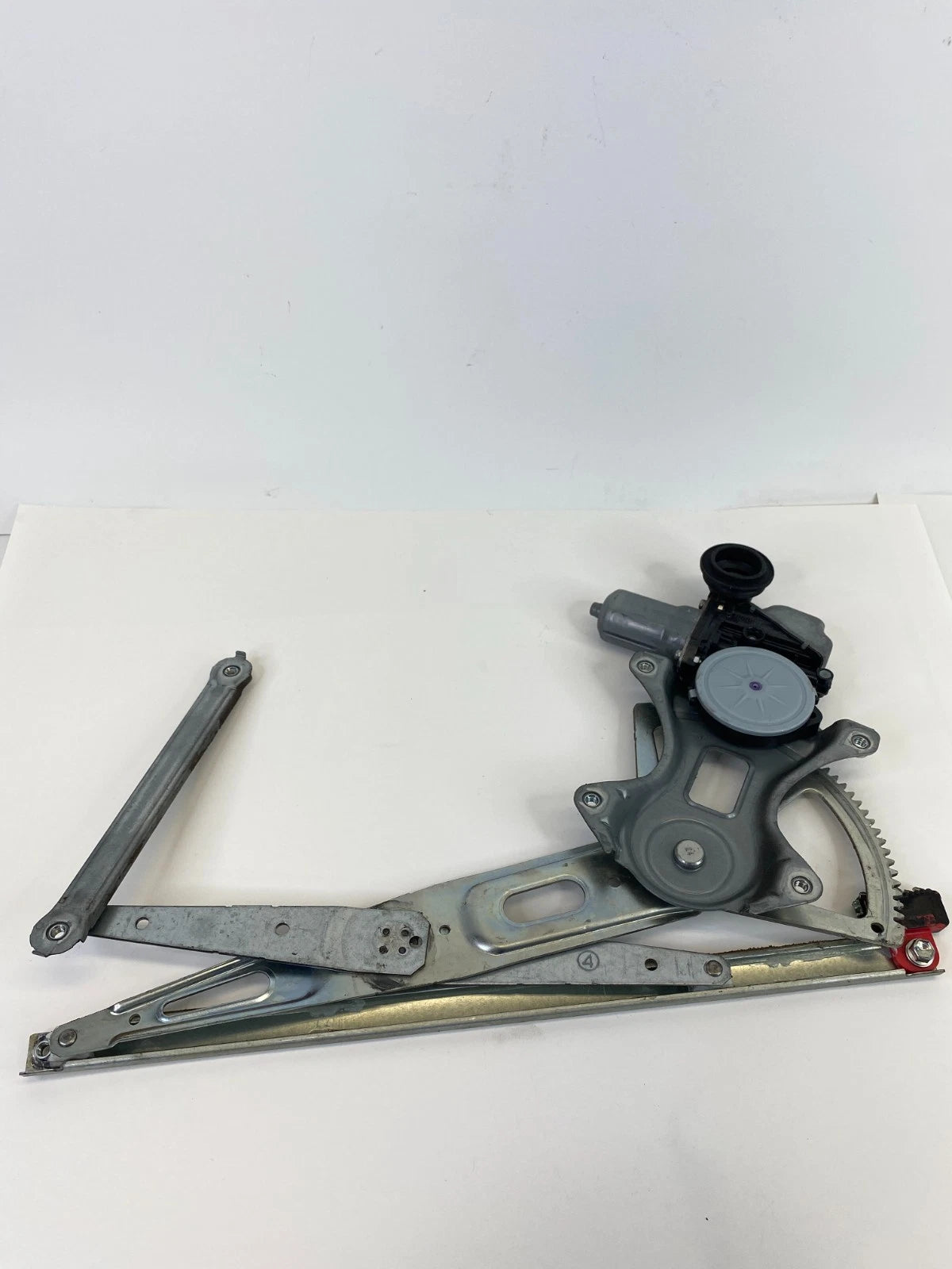 2010-2015 Toyota Prius Rear Left Door Power Window Motor Regulator 85720-47090