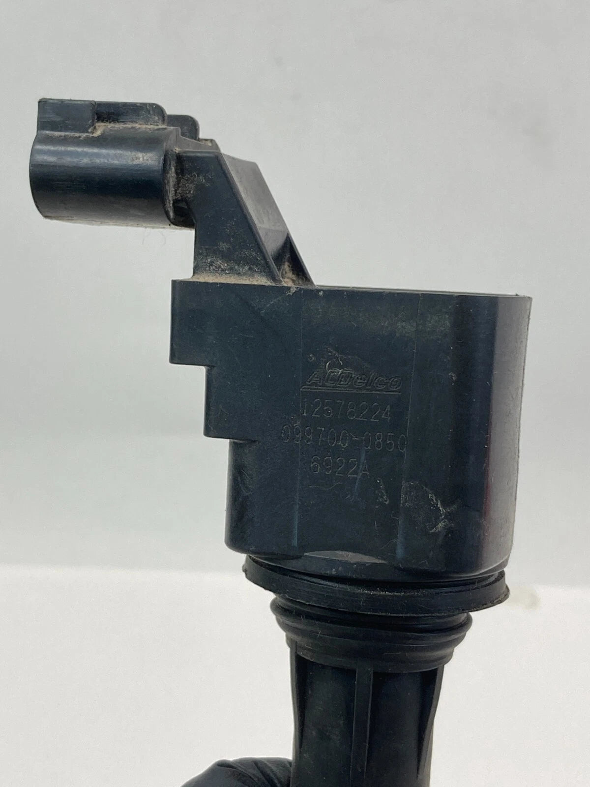 06-10 CHEVROLET COBALT 2.2L L4 AT ENGINE IGNITION COIL IGNITOR 12578224 OEM