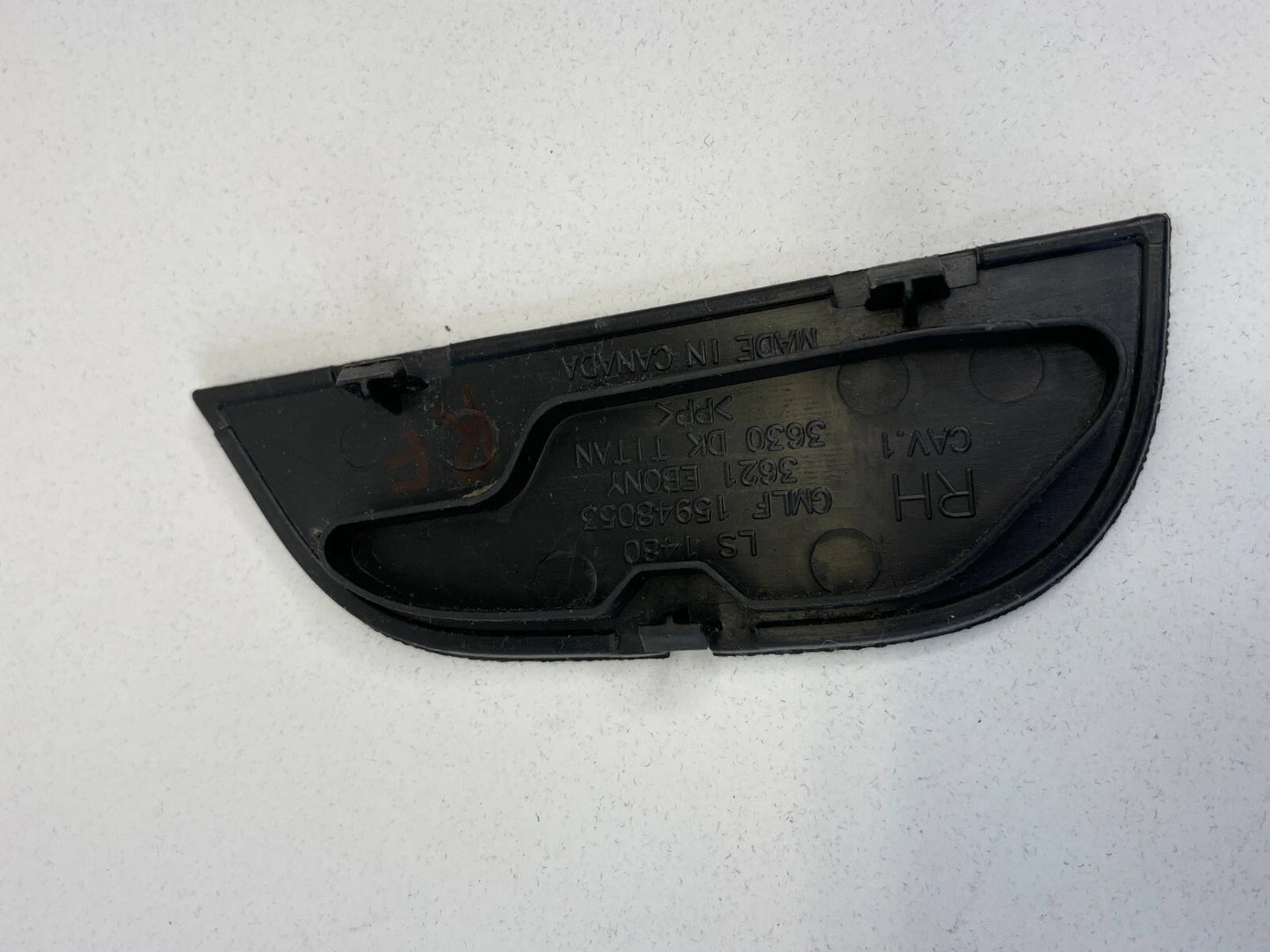 2009-2012 CHEVROLET TRAVERSE FRONT RIGHT DOOR ARMREST TRIM COVER CAP 15948053