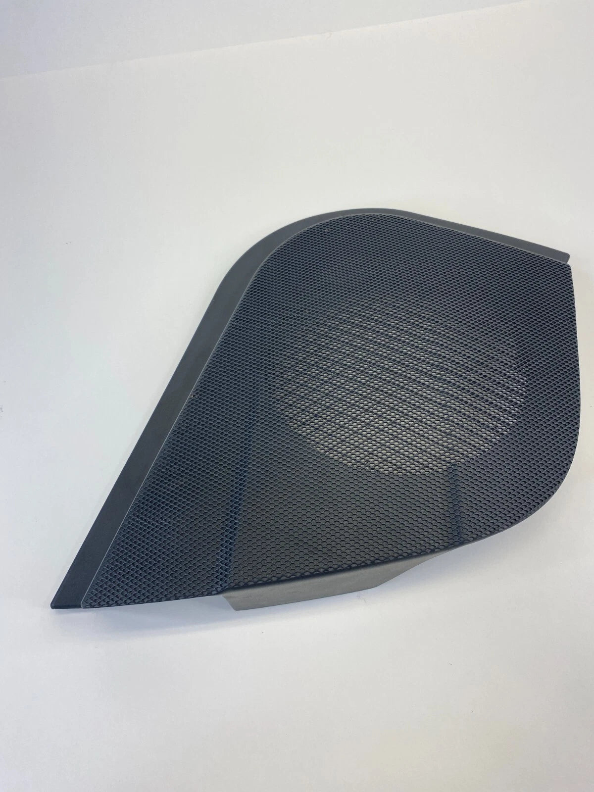 03-09 MERCEDES BENZ E350 FRONT RIGHT DOOR PANEL SPEAKER GRILLE COVER A2117270688
