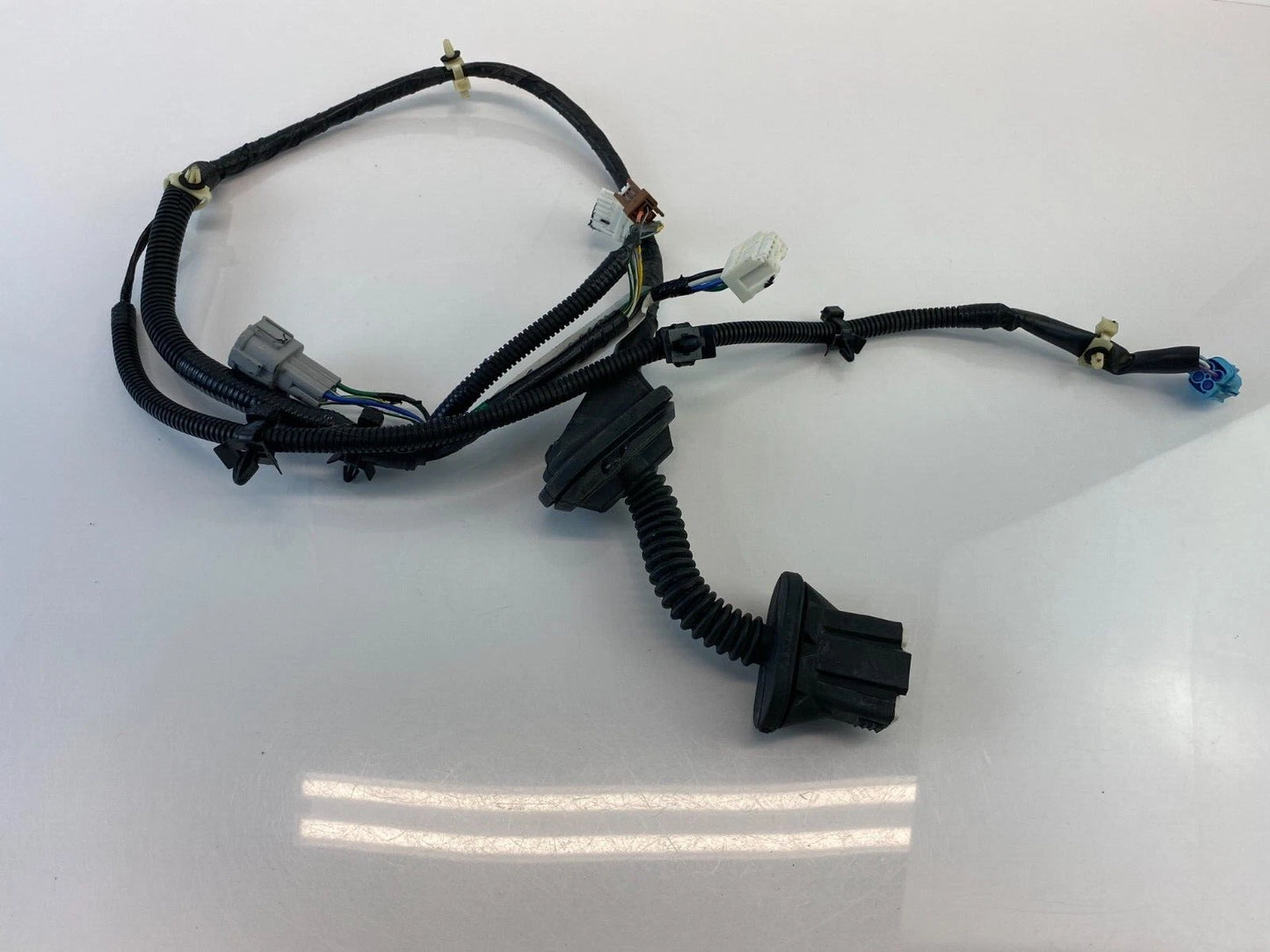 2005 2006 INFINITI G35 REAR RIGHT SIDE DOOR HARNESS WIRE WIRING 24126-AC702 OEM
