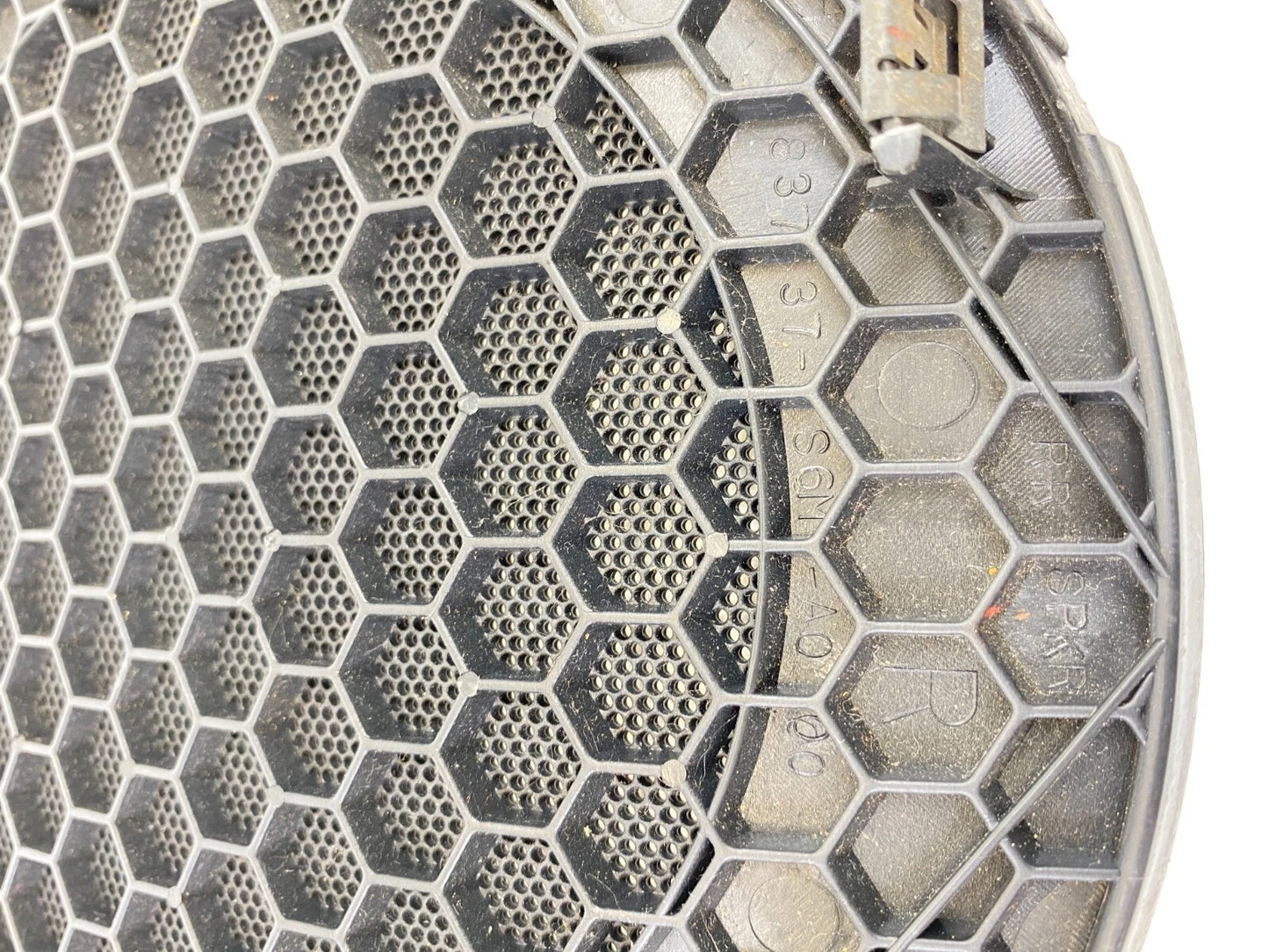 2002-2006 ACURA RSX REAR RH PASSENGER SIDE SPEAKER COVER GRILLE OEM 83737-S6M