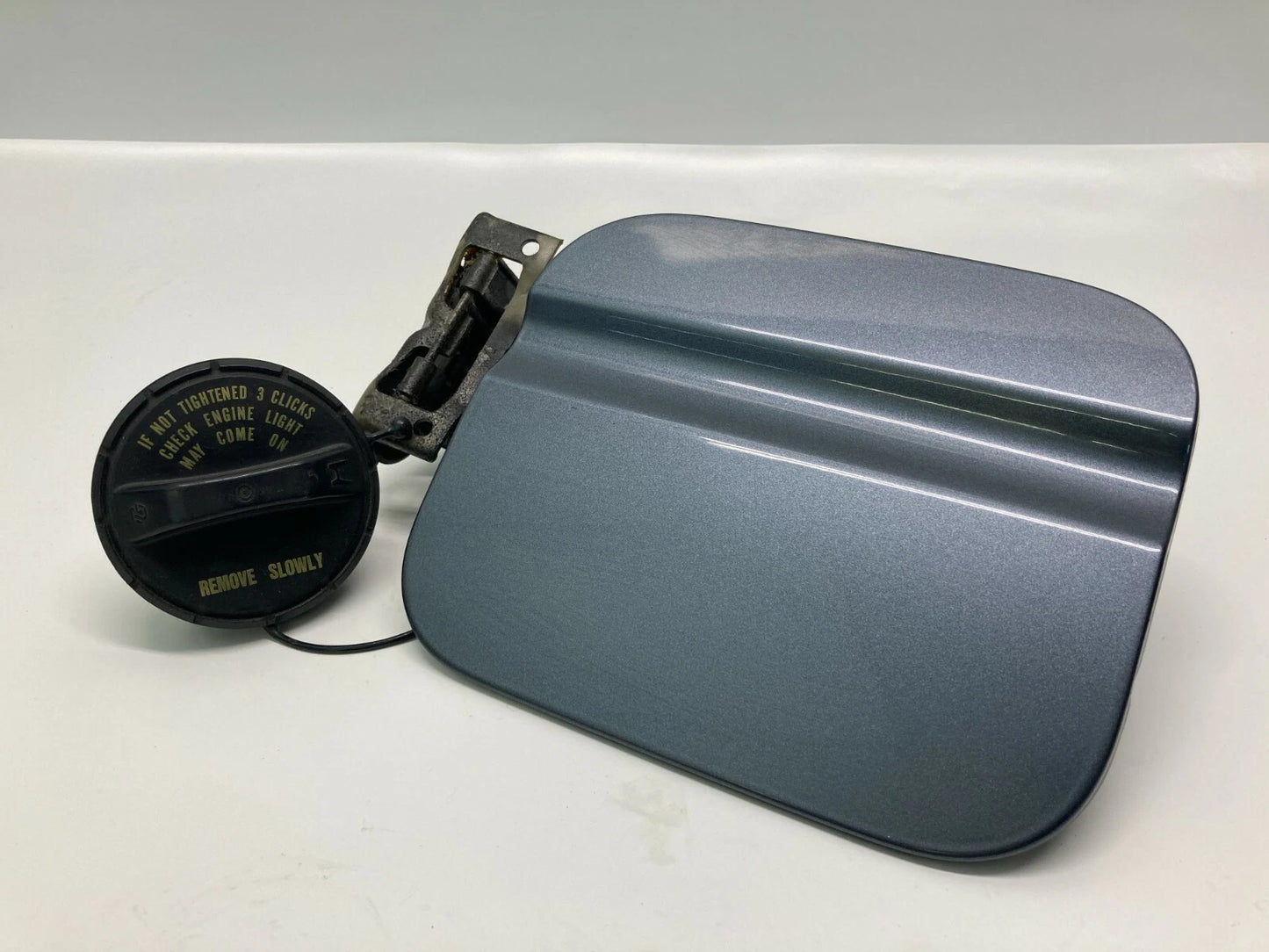 2004 2005 2006 2007 2008 ACURA TL SEDAN FUEL FILLER DOOR GAS LID W/ COVER OEM
