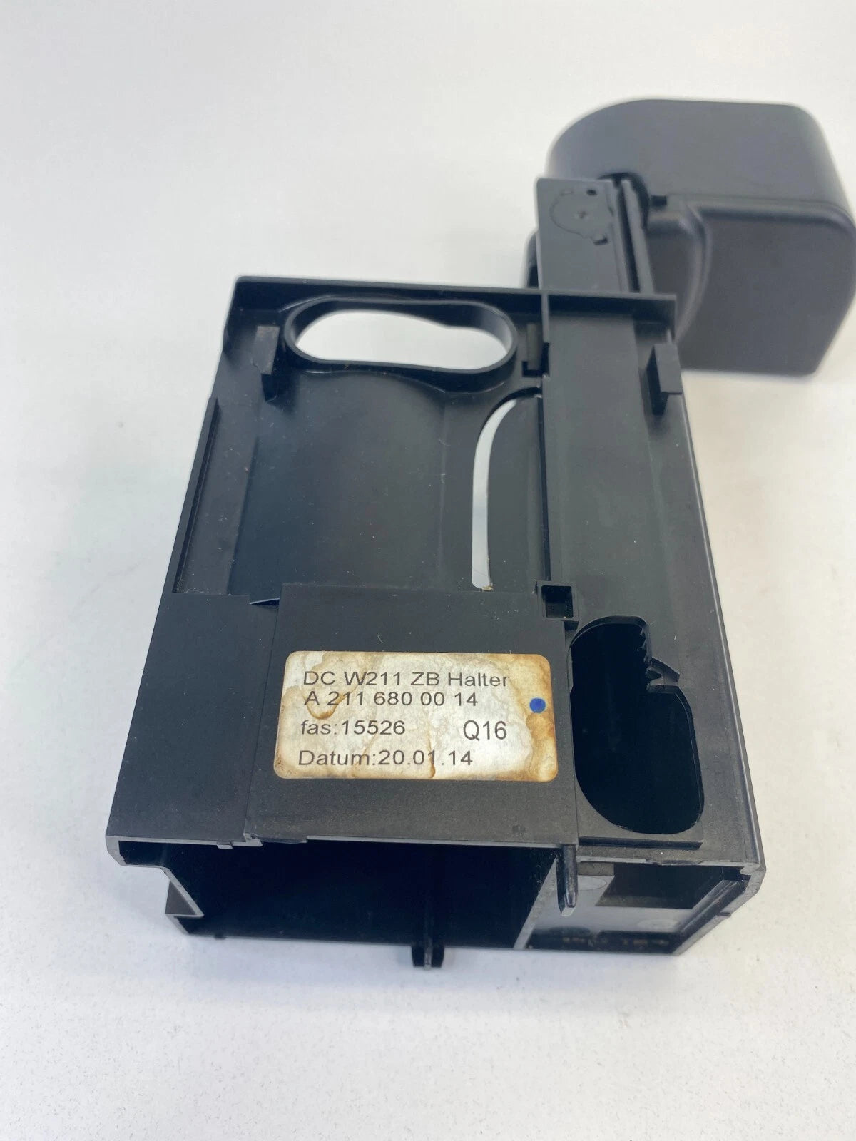 2003-2009 MERCEDES BENZ E320 REAR CENTER CONSOLE CUP HOLDER UNIT A2116800014 OEM