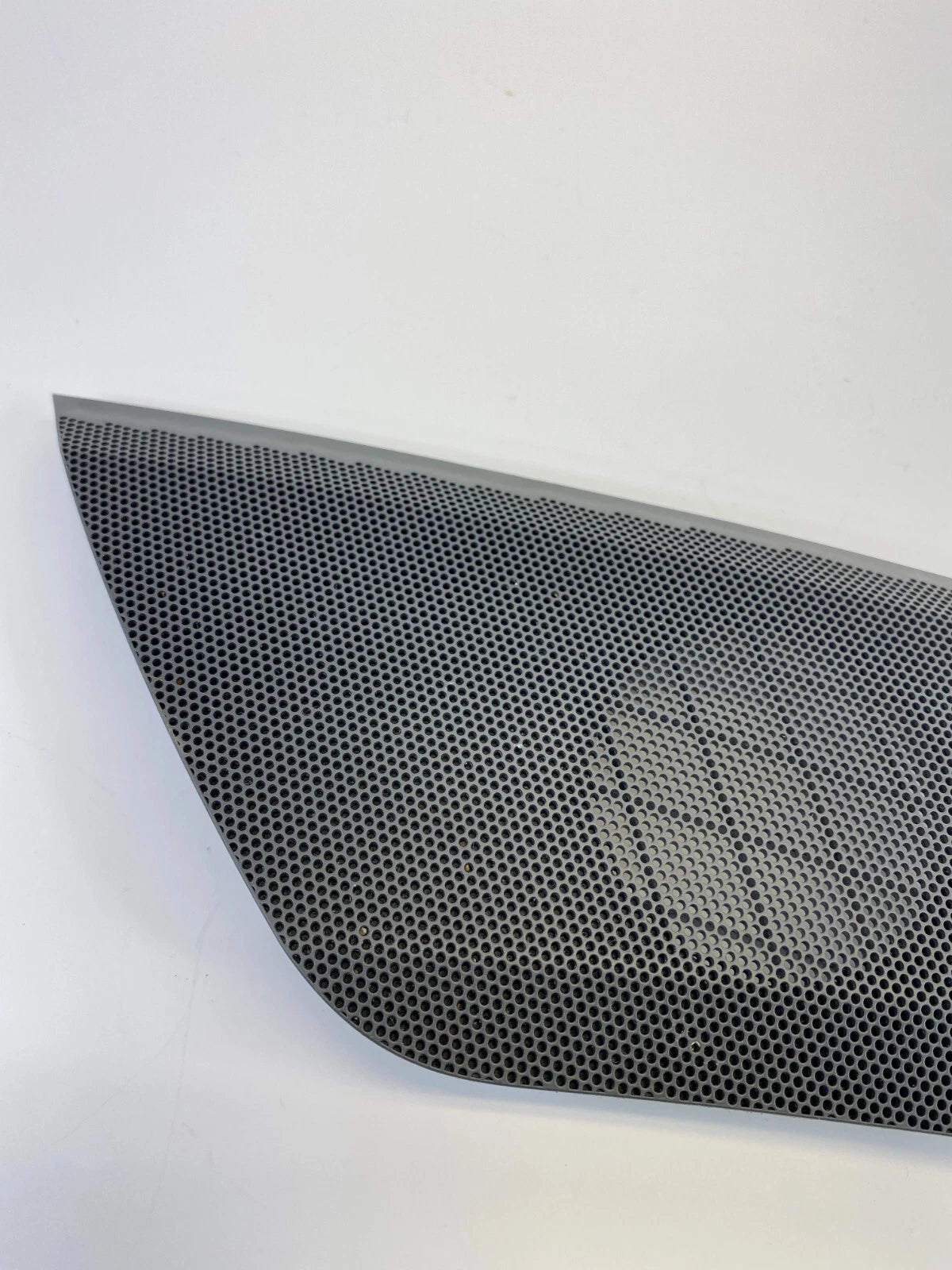 2007-2011 TOYOTA CAMRY DASH RIGHT SPEAKER TWEETER GRILLE TRIM COVER 06020A1 OEM