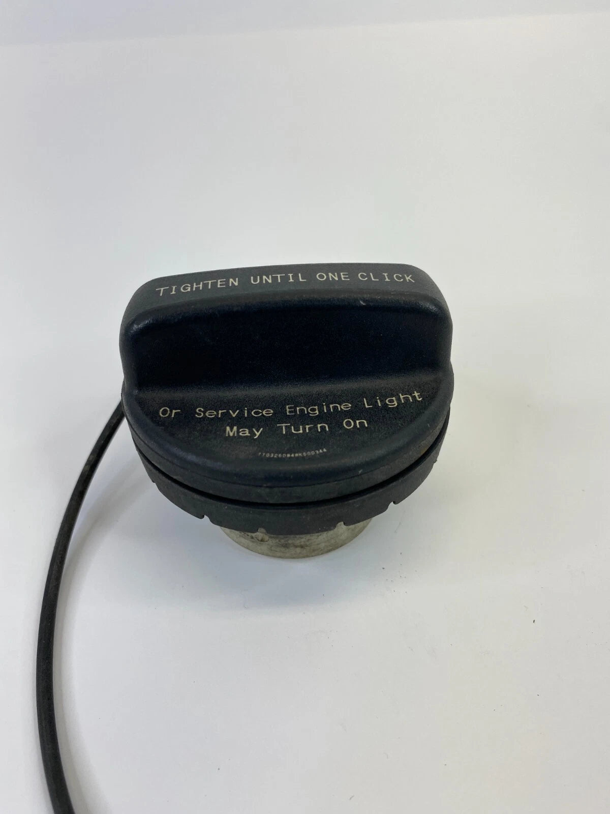 2010 2011 CADILLAC SRX 2011 GMC ACADIA BUICK ENCLAVE FUEL FILLER GAS TANK CAP