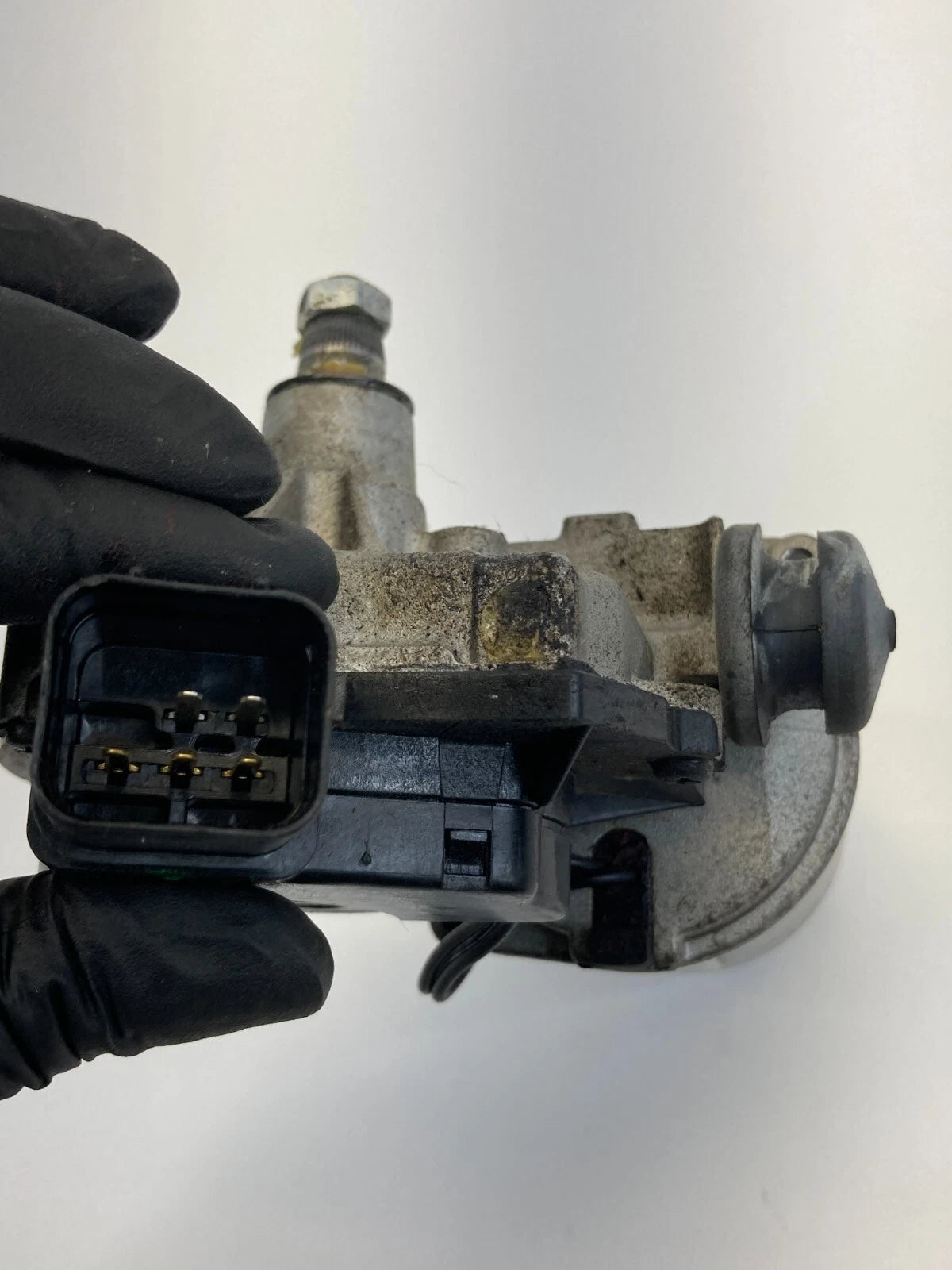 06 07 08 09 10 HYUNDAI SONATA WINDSHIELD FRONT WIPER MOTOR ASSY 98110-3K000 OEM