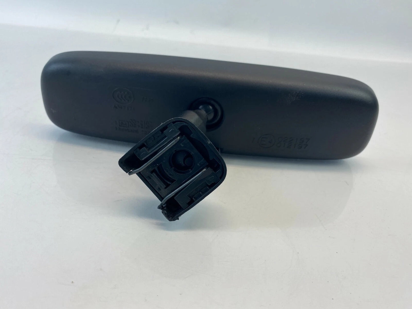 2014 2015 MITSUBISHI MIRAGE INTERIOR MANUAL DIMMIN REAR VIEW MIRROR ASSEMBLY