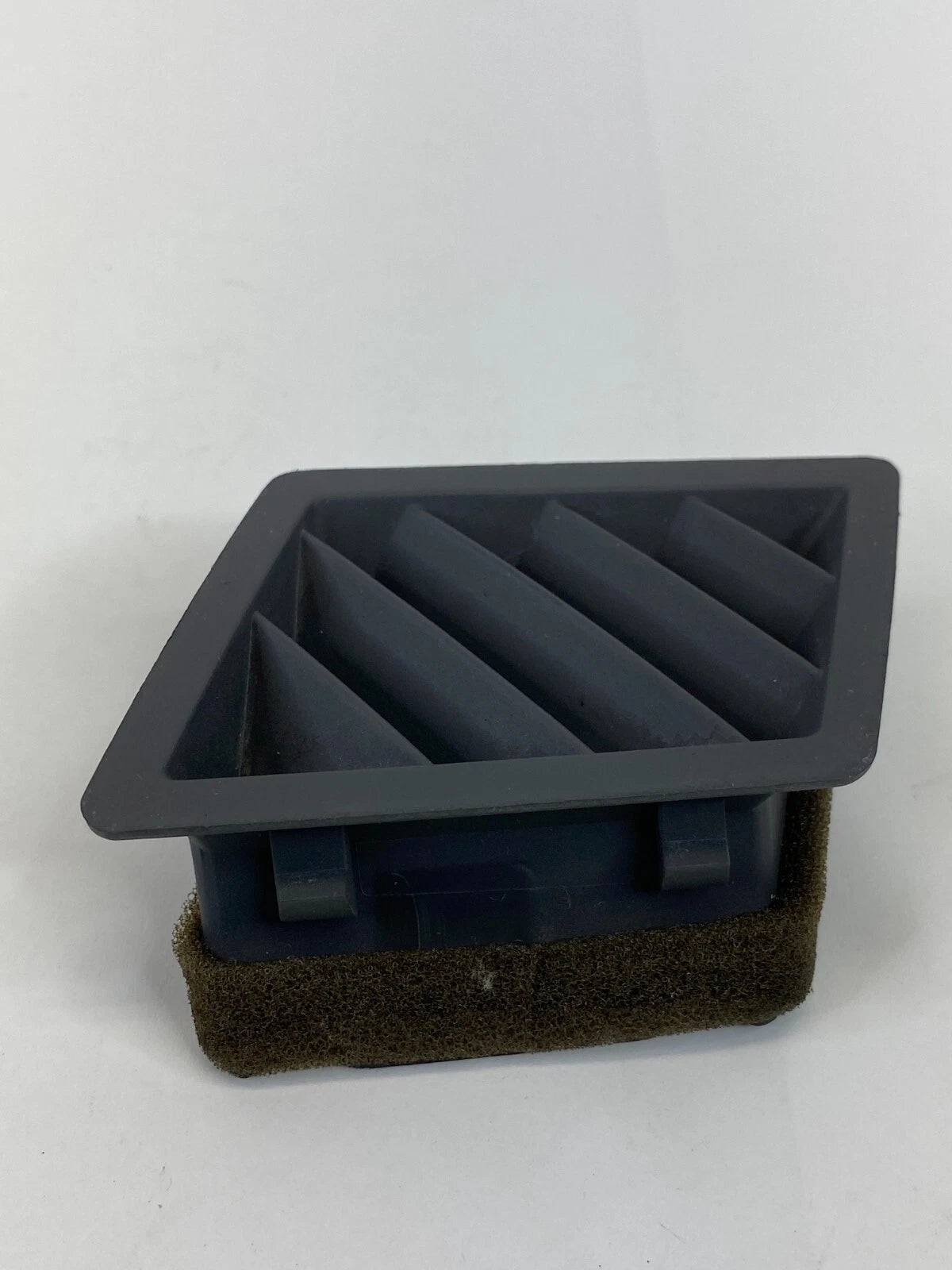 2004 2005 2006 BMW X3 FRONT LEFT DRIVER UPPER DEFROSTER AIR VENT GRILLE OEM