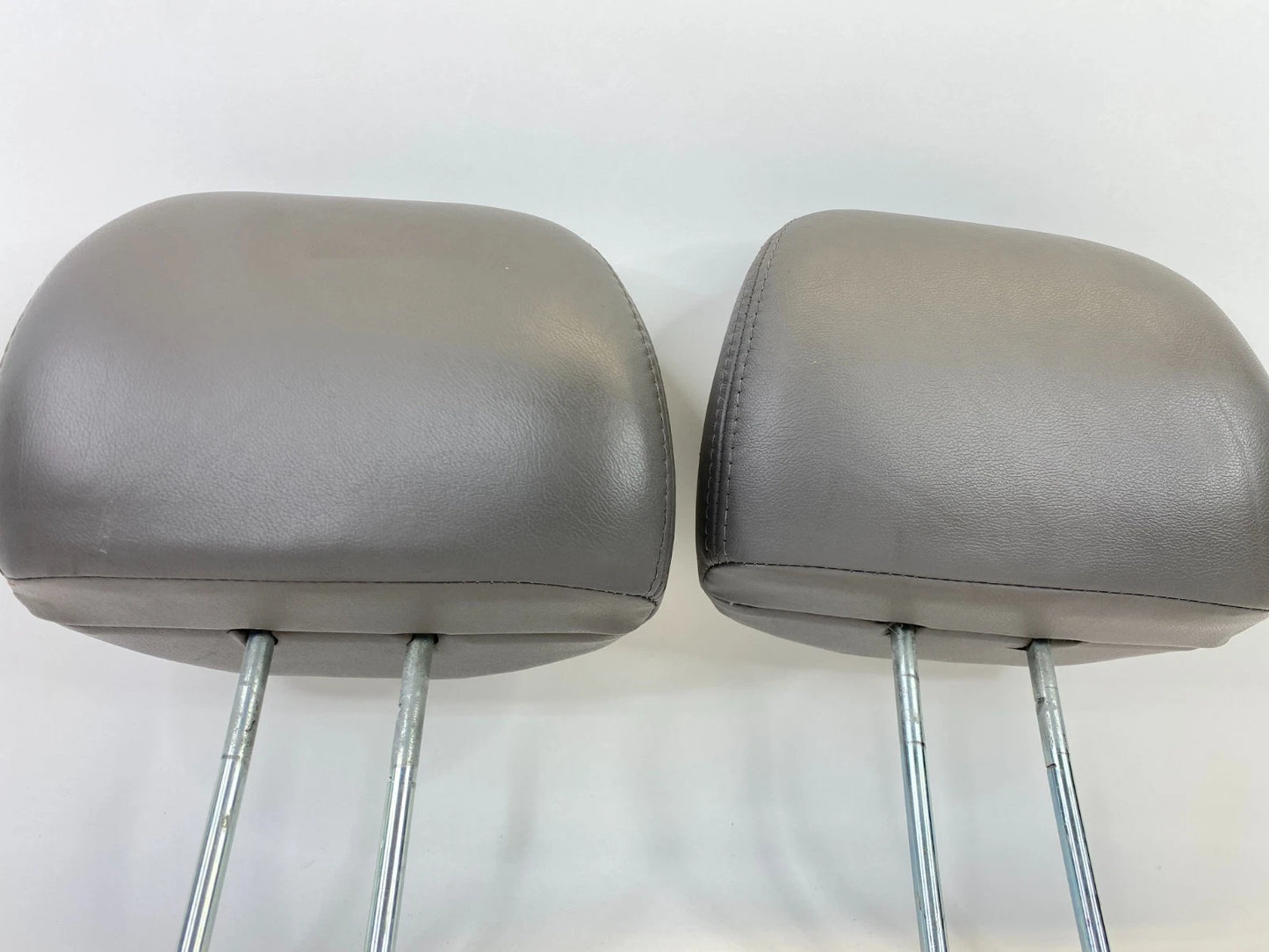 1999-2004 HONDA ODYSSEY EX-L FRONT SEAT HEADREST SET PAIR GREY LEATHER OEM