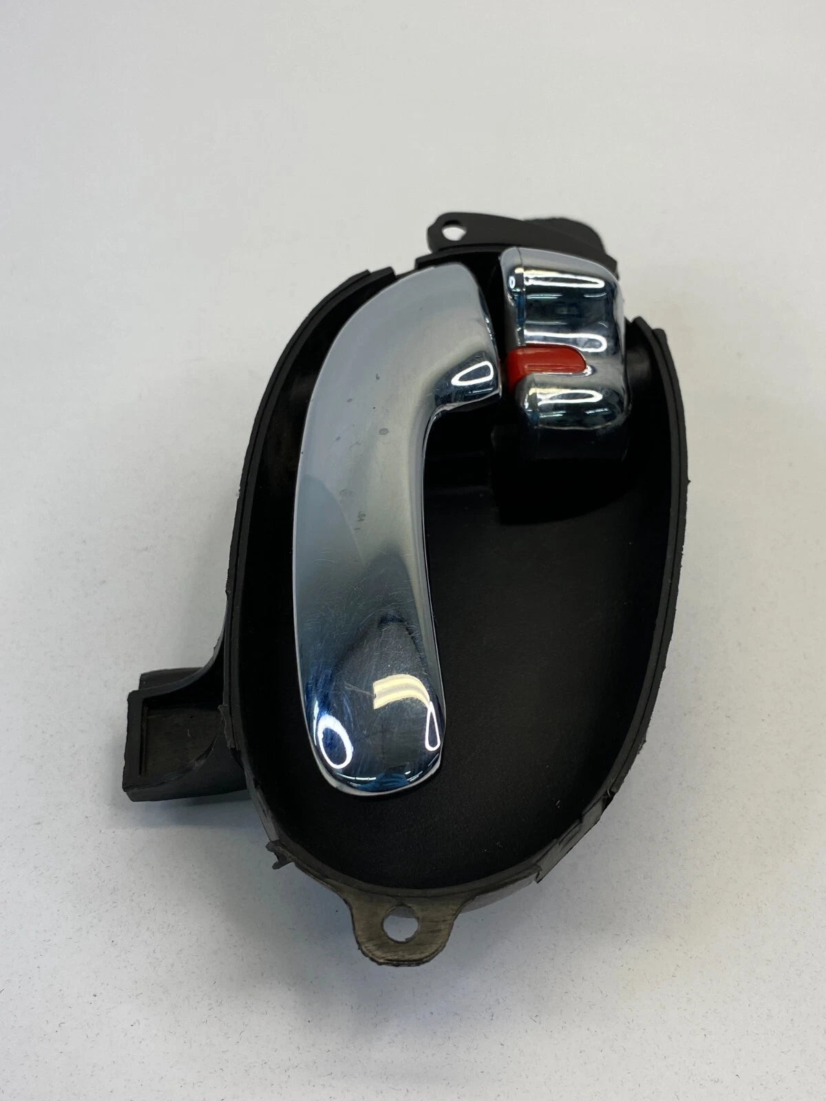 02-09 GMC ENVOY TRAILBLAZER 04-07 RAINIER FRONT LEFT SIDE INNER DOOR HANDLE OEM