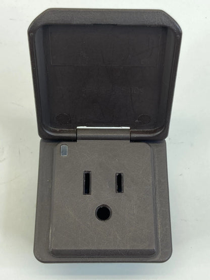2011-2016 BUICK REGAL CENTER CONSOLE 120 VOLT POWER OUTLET RECEPTACLE 1333285
