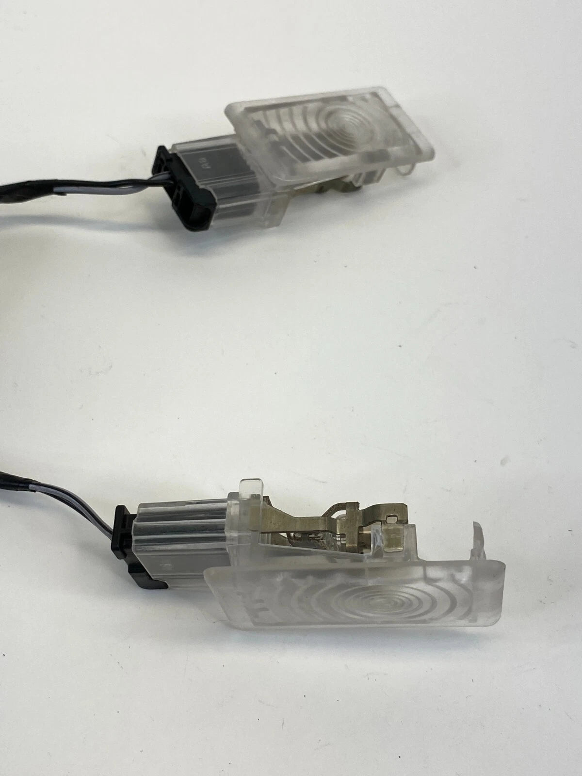 2009-2016 BUICK ENCLAVE REAR TRUNK LICENSE PLATE LIGHT LAMP LIGHT PAIR SET OEM