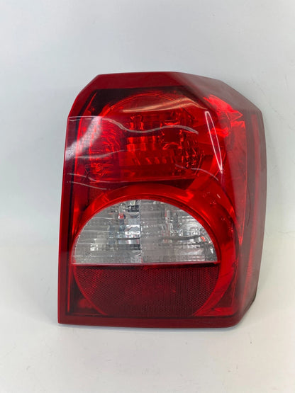 2008-2012 DODGE CALIBER REAR RIGHT PASSENGER SIDE TAIL LIGHT LAMP OEM