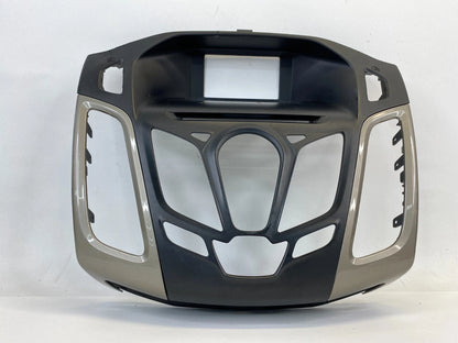 12-14 FORD FOCUS SEDAN DASH CENTER RADIO COVER BEZEL COVER TRIM CM51-18835-JAW