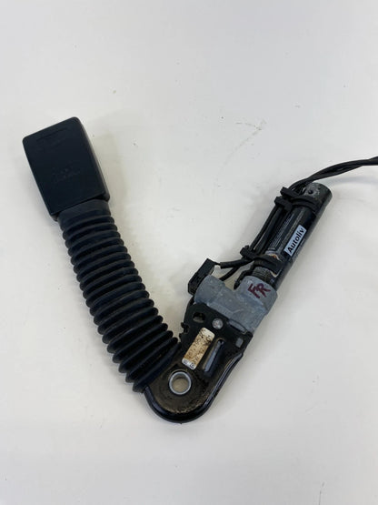 2001-2005 BMW 325I 325XI FRONT RIGHT PASSENGER SEAT BELT BUCKLE 8-234-970 OEM