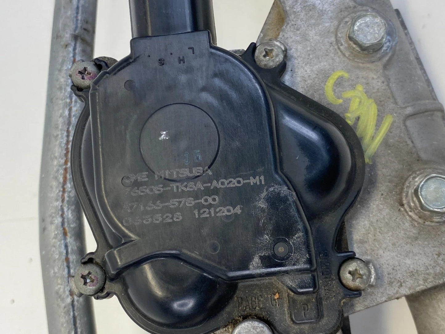 2011-2017 HONDA ODYSSEY FRONT WINDSHIELD WIPER MOTOR W/ LINKAGE 76505TK8A02 OEM