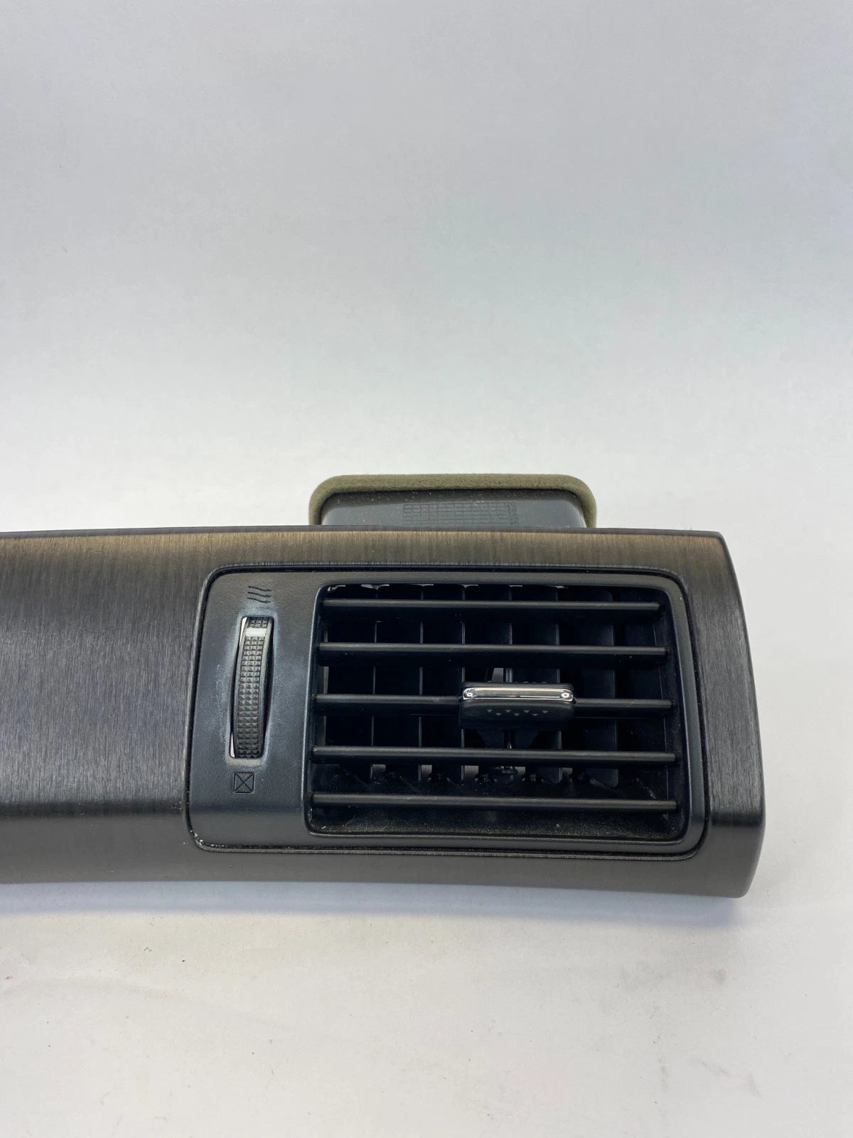 2013-2015 HONDA ACCORD LEFT OUTER DASH AC AIR VENT W TRIM BEZEL 77630-T2F-A0 OEM