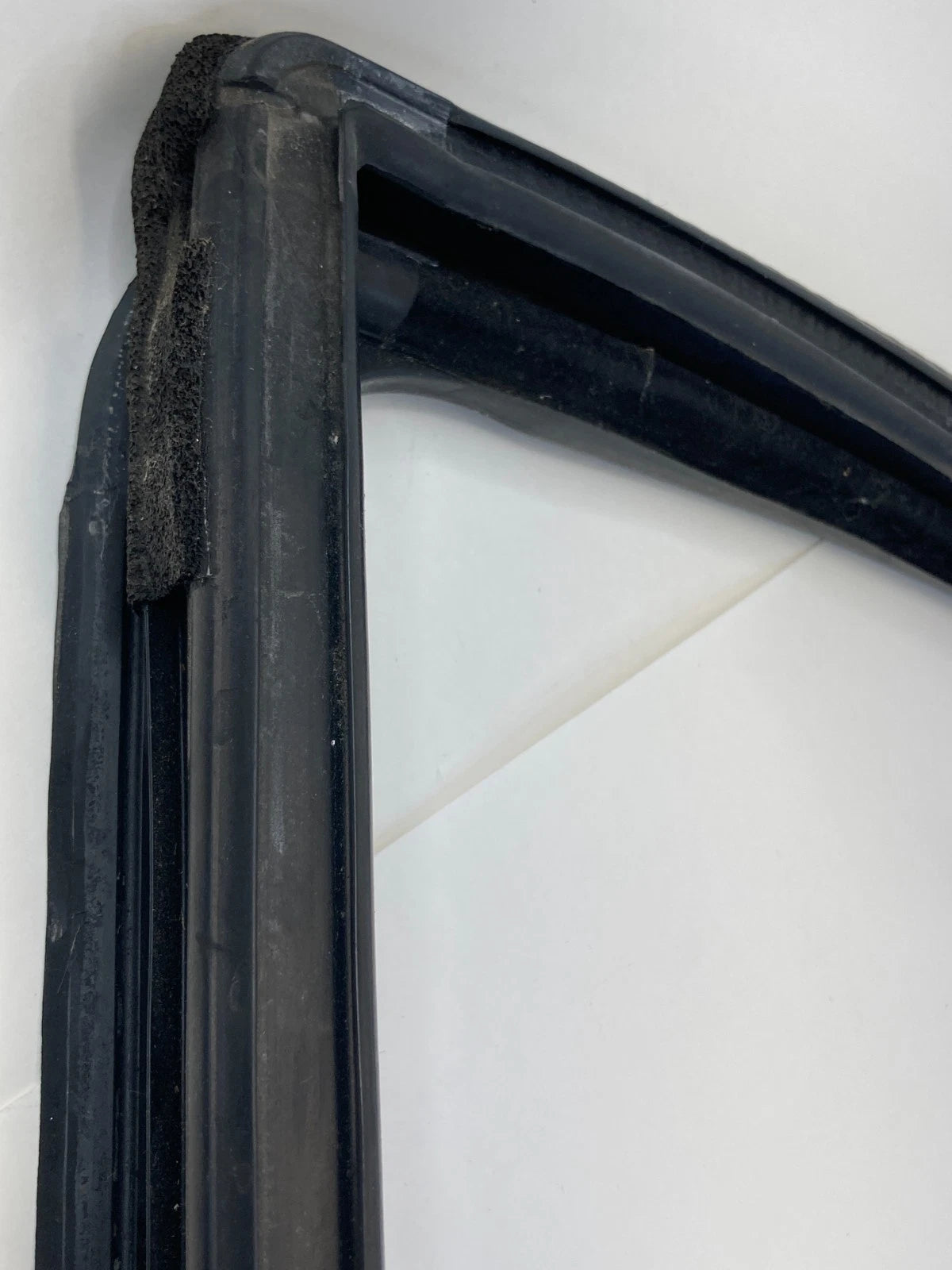 2002-2005 Ford Explorer Rear Left Back Door Quarter Vent Window Glass OEM