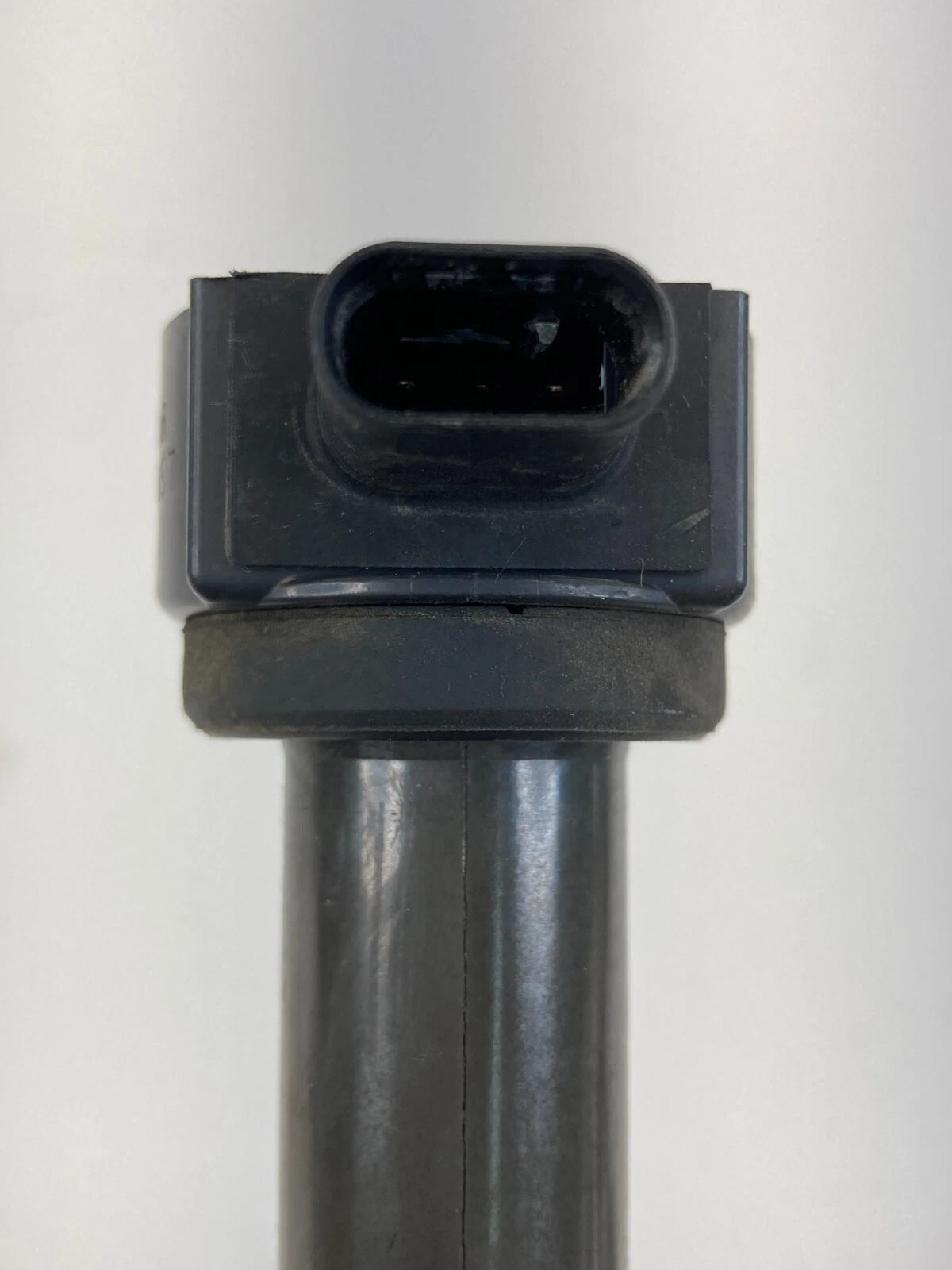 2008 09 2010 CHRYSLER TOWN & COUNTRY ENGINE IGNITION COIL IGNITER 04606869AB