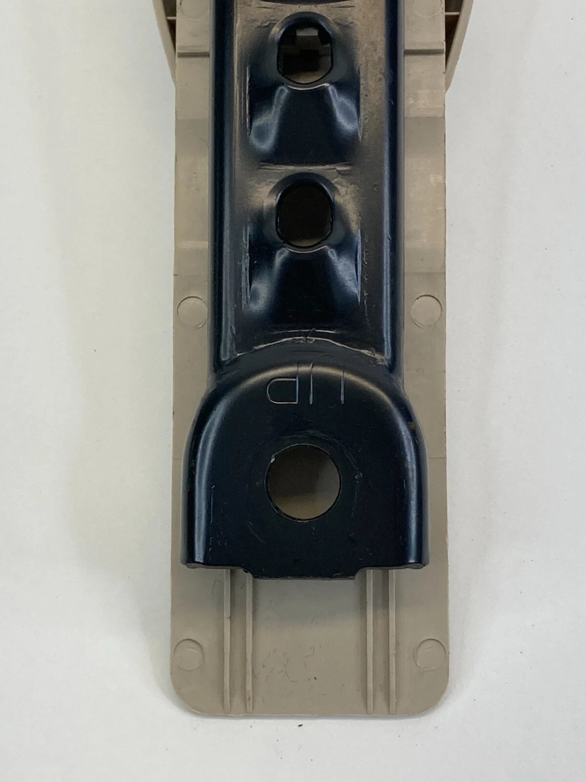 2001 2002 2003 FORD ESCAPE FRONT LEFT DRIVER SIDE SEAT BELT HEIGHT ADJUSTER OEM