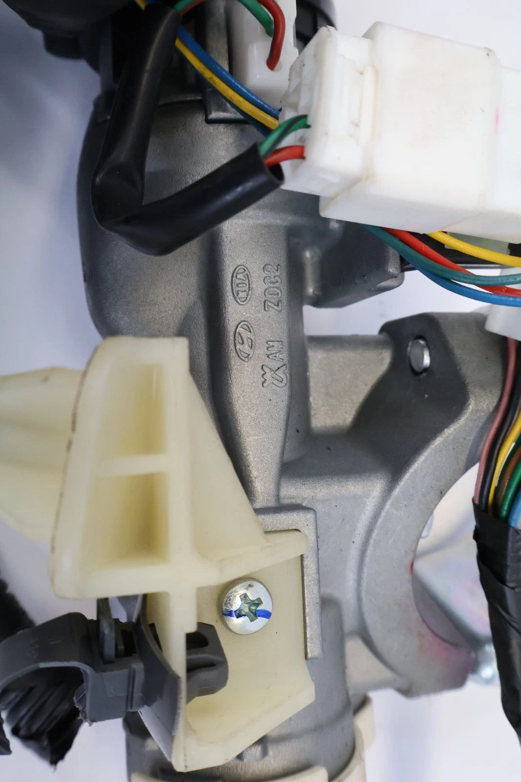 2011-2013 KIA SOUL 1.6L 2.0L IGNITION LOCK CYLINDER SWITCH HOUSING ASSEMBLY OEM