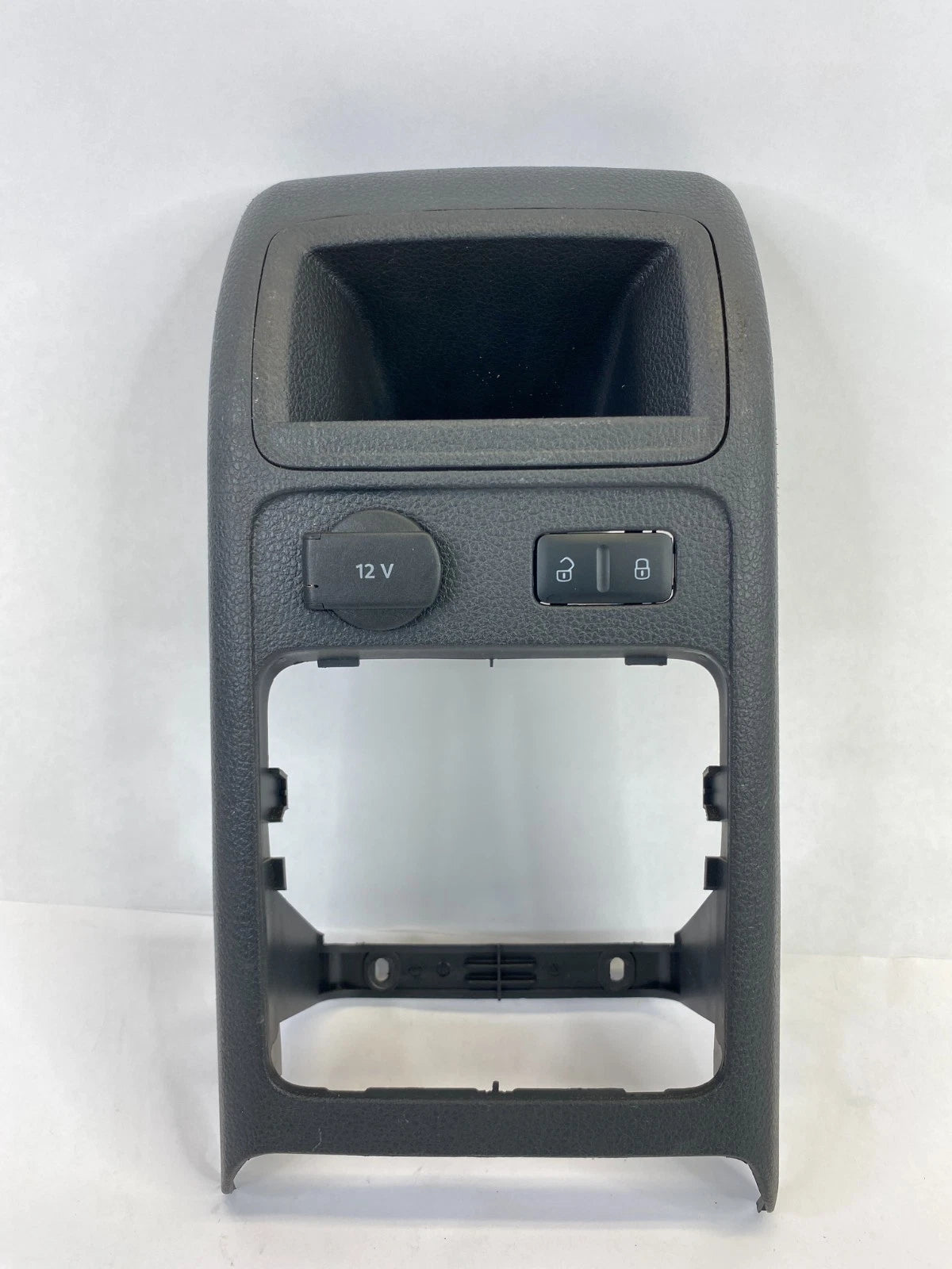 2011-2018 VOLKSWAGEN JETTA SEDAN REAR CENTER CONSOLE TRIM BEZEL 5C6864298 OEM