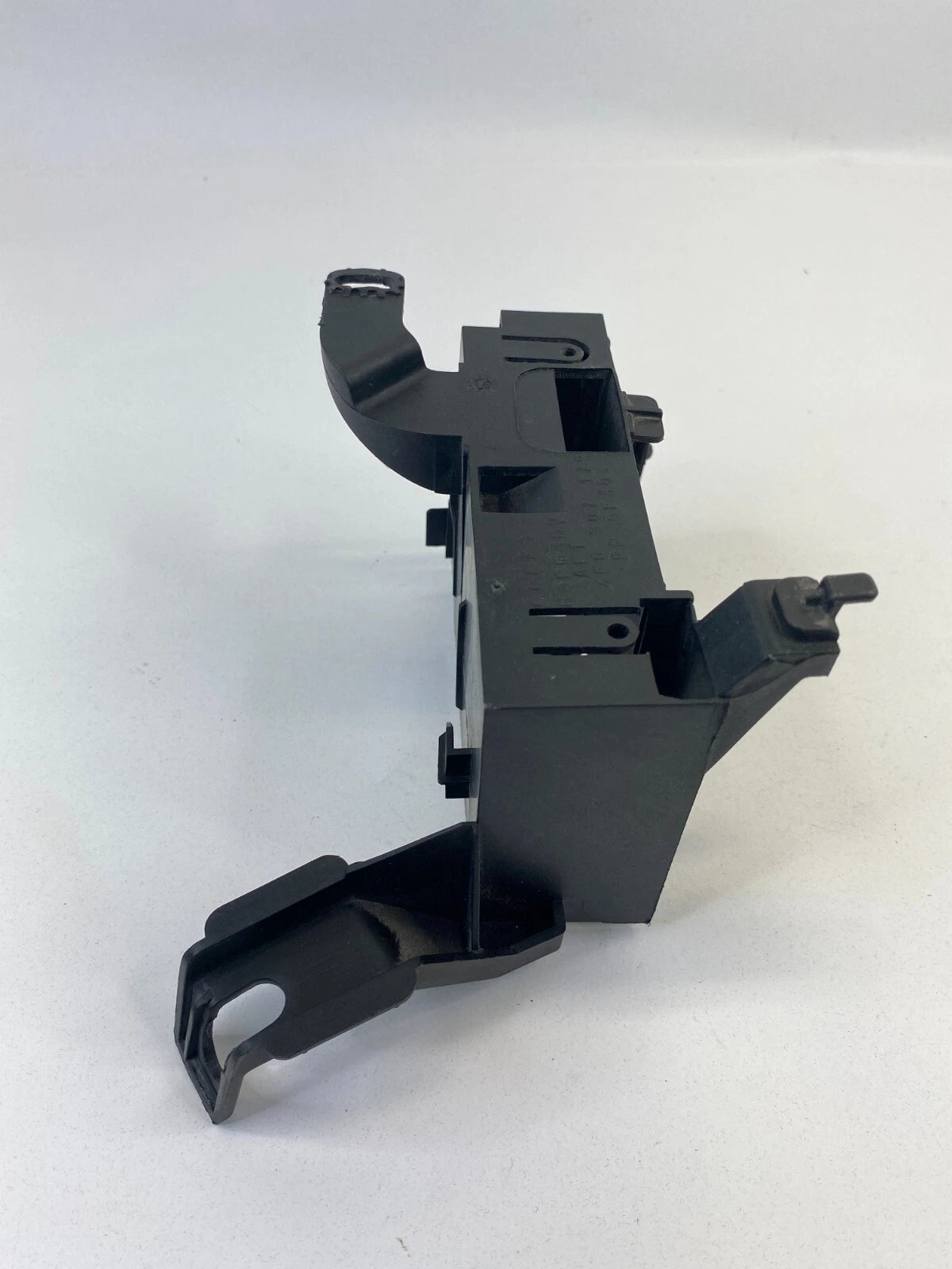 05-11 AUDI A6 QUATTRO PARKING ASSIST AID SYSTEM CONTROL MODULE BRACKET 4F0907179