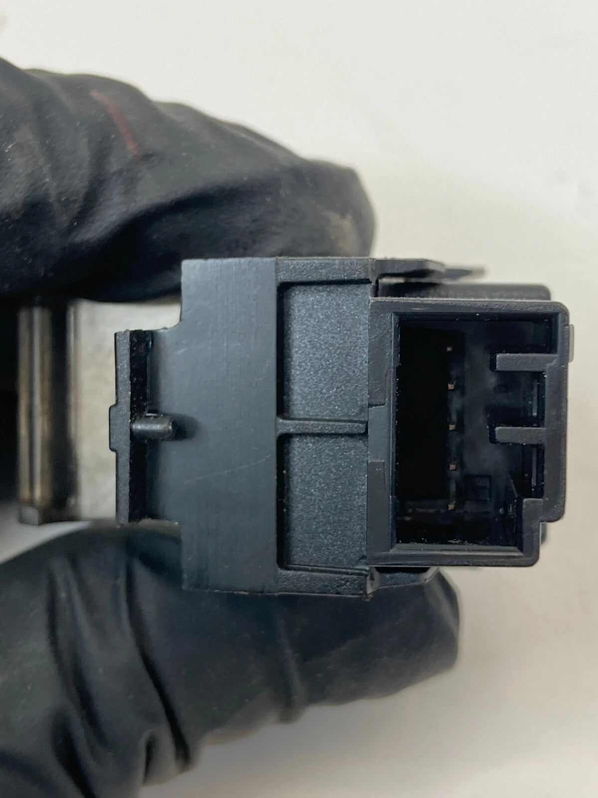 2009-2015 JAGUAR XF REAR RIGHT DOOR POWER WINDOW CONTROL SWITCH 8X23-14717-AB