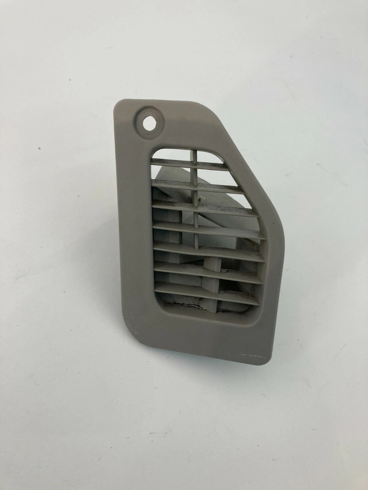 2011-2020 DODGE GRAND CARAVAN FRONT RIGHT PASSENGER LOWER DASH AIR VENT GRILL