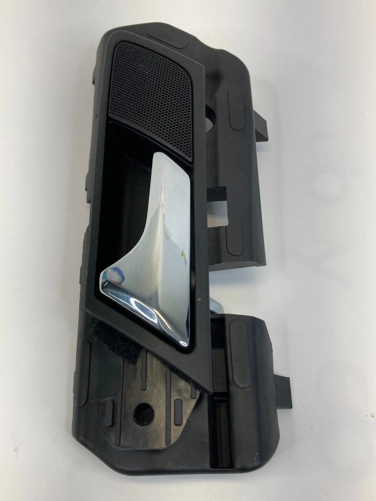 2006 2007 MERCEDES-BENZ ML500 REAR LEFT SIDE INTERIOR DOOR HANDLE W/ TWEETER