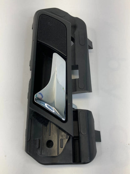 2006 2007 MERCEDES-BENZ ML500 REAR LEFT SIDE INTERIOR DOOR HANDLE W/ TWEETER