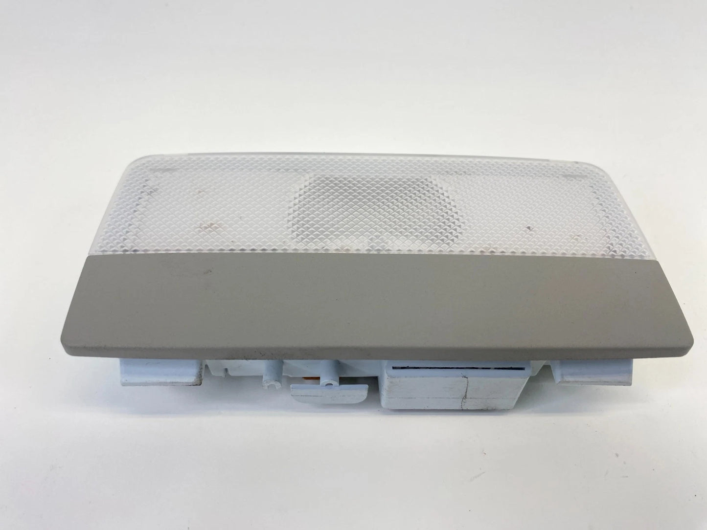 2010-2017 GMC TERRAIN EQUINOX REAR CENTER DOME MAP LAMP LIGHT 316627975 OEM