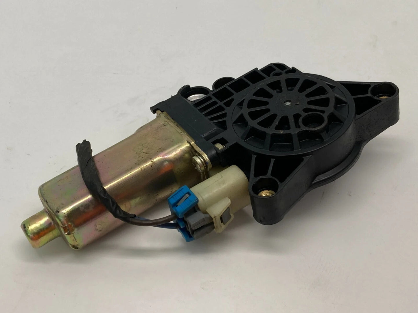 00 01 02 03 04 05 PONTIAC BONNEVILLE FRONT LEFT DRIVER SIDE DOOR WINDOW MOTOR OE