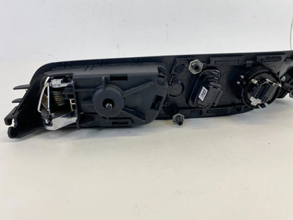 2016-2019 FORD POLICE INTERCEPTOR UTILITY FRONT RIGHT SIDE INTERIOR DOOR HANDLE