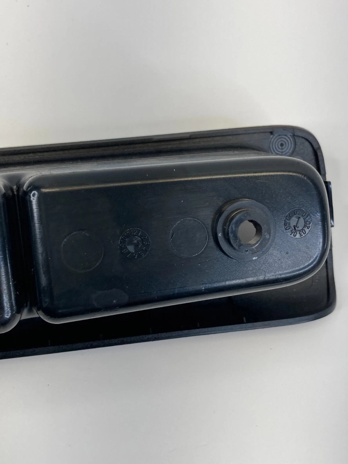 2002-2006 TOYOTA CAMRY REAR LEFT SIDE WINDOW SWITCH W/ BEZEL 74272-AA030 OEM