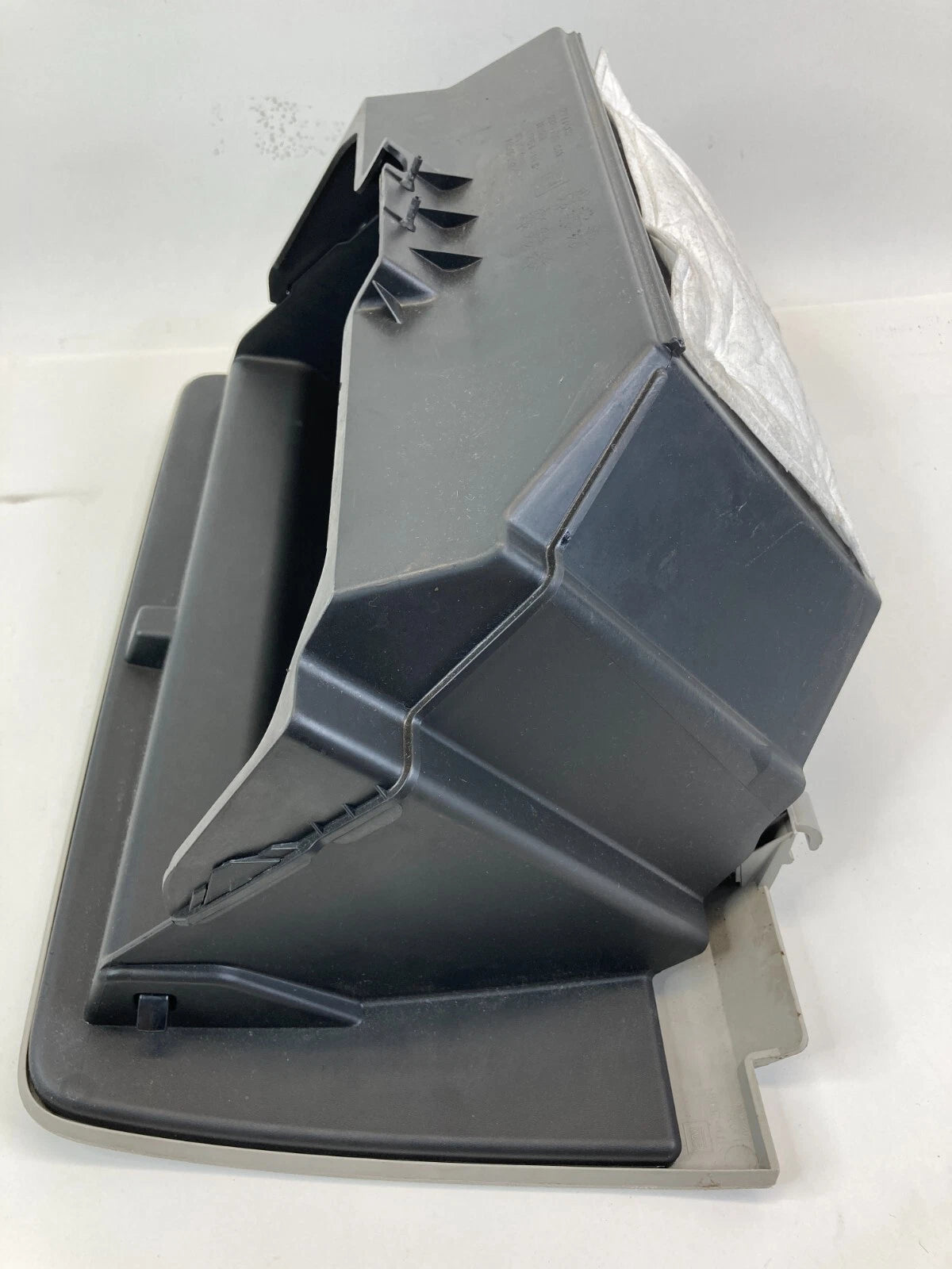 2010-2017 GMC TERRAIN SUV DASHBOARD GLOVE BOX STORAGE COMPARTMENT 22774182 OEM