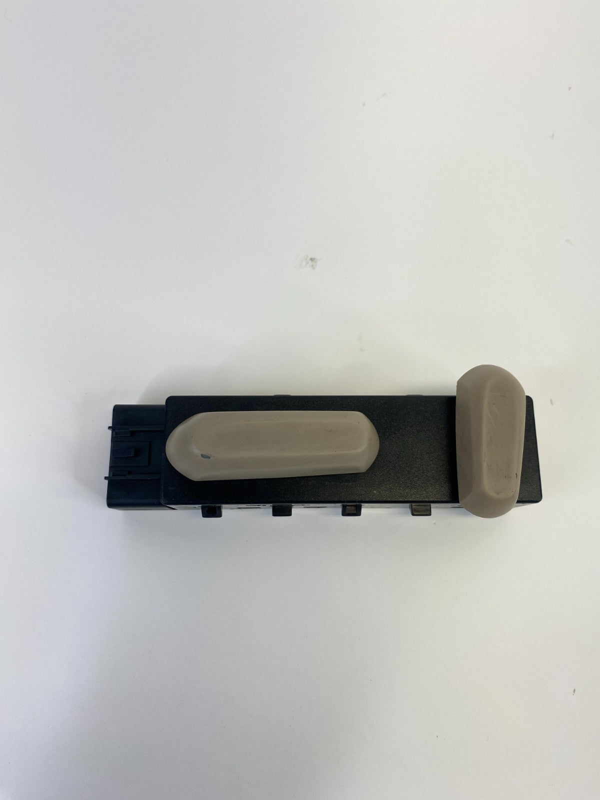 2011-2017 Buick Regal Front Left Seat Adjustment Control Switch 25974714 OEM