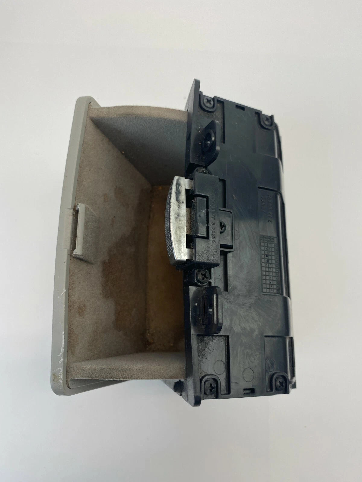 2008 SATURN VUE REAR CENTER CONSOLE COMPARTMENT STORAGE OEM