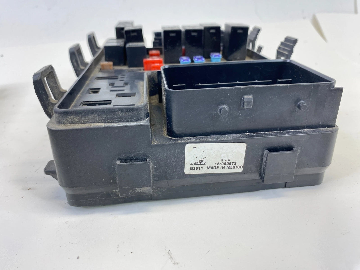 2013-2016 FORD FUSION 2.5L UNDER HOOD ENGINE FUSE RELAY BOX COMPARTMENT W/ COVER