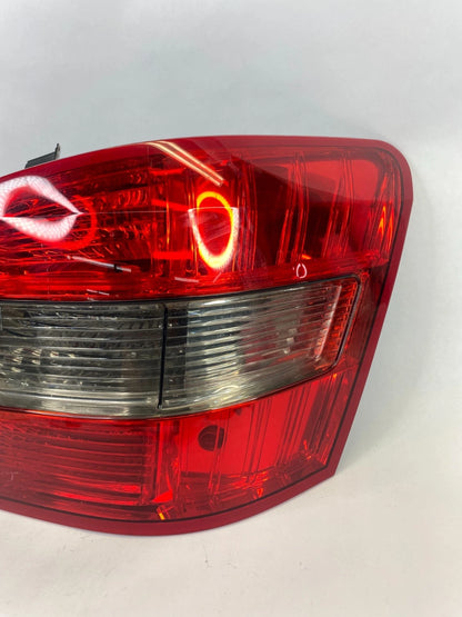 2010-2012 MERCEDES GLK350 REAR RIGHT PASSENGER TAIL LIGHT LAMP OEM A2048201464