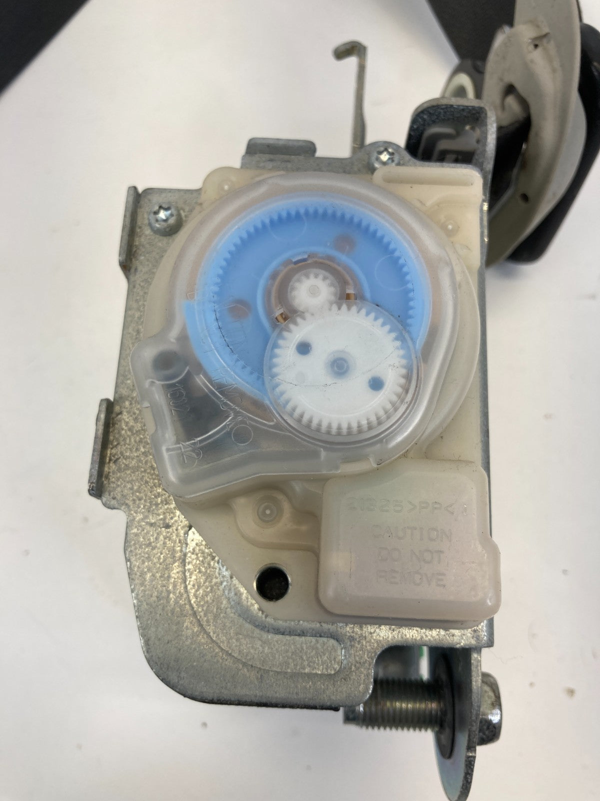 2013 Infiniti JX35 Front Right Passenger Side Seat Belt Retractor 2450474-AC OEM