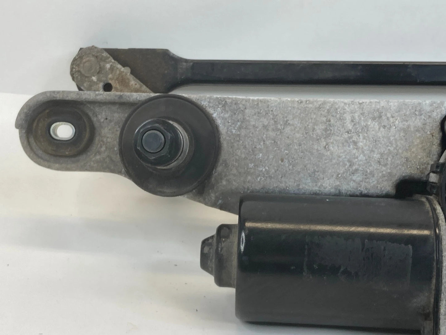 2006-2014 KIA SEDONA FRONT WIPER MOTOR LINKAGE TRANSMISSION ASSEMBLY OEM FACTORY